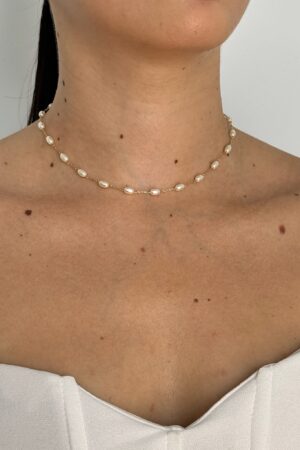 Colar Choker Com Pérolas Formato Oval - Semijoia Ouro